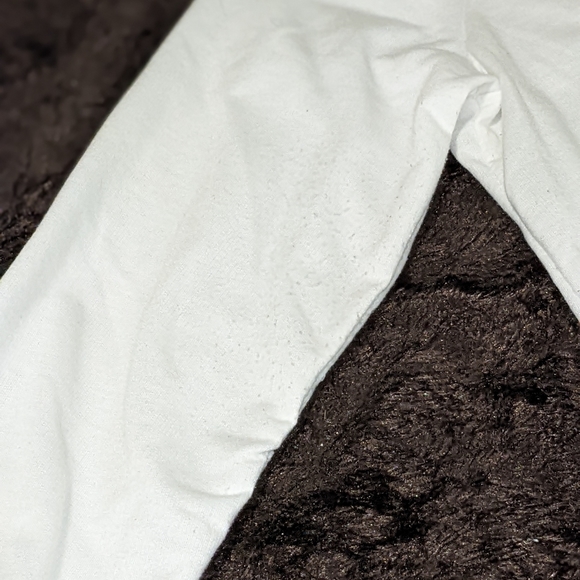 Lip Bite Red Sequin Pattern Sweatshirt - Picture 5 of 7